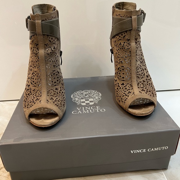 Vince Camuto | Shoes | Vince Camuto Maizy Perforated Leather Peep Toe ...